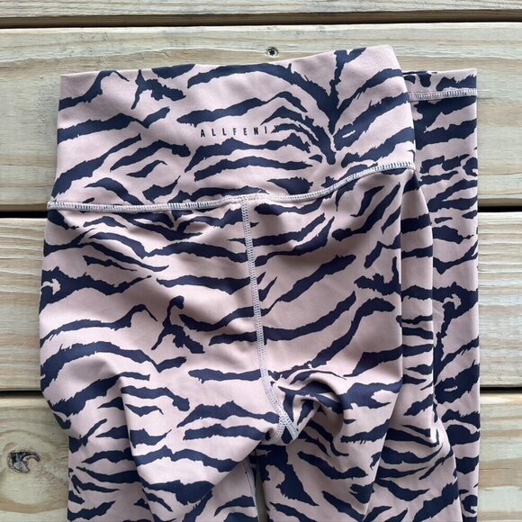 ** Anthropologie All Fenix Tiger Stripe 7/8 Leggings XS NWOT - Picture 9 of 10